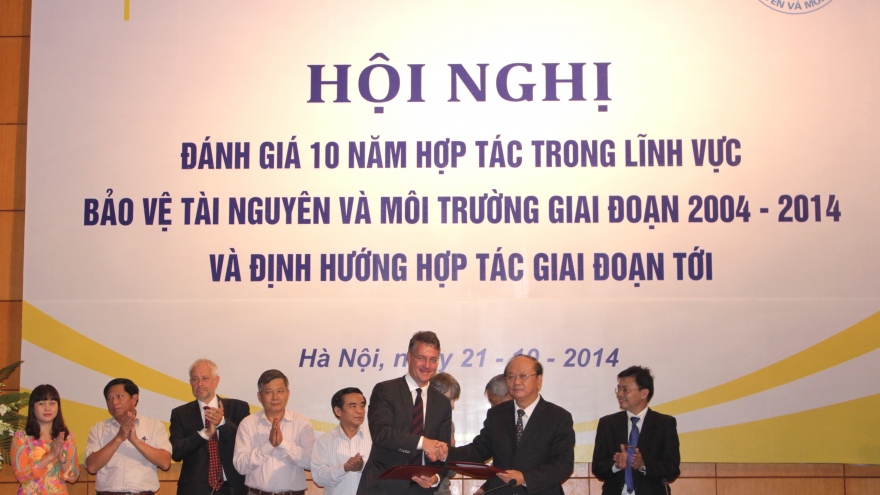 Vietnam, Germany enhance cooperation in water, environment studies