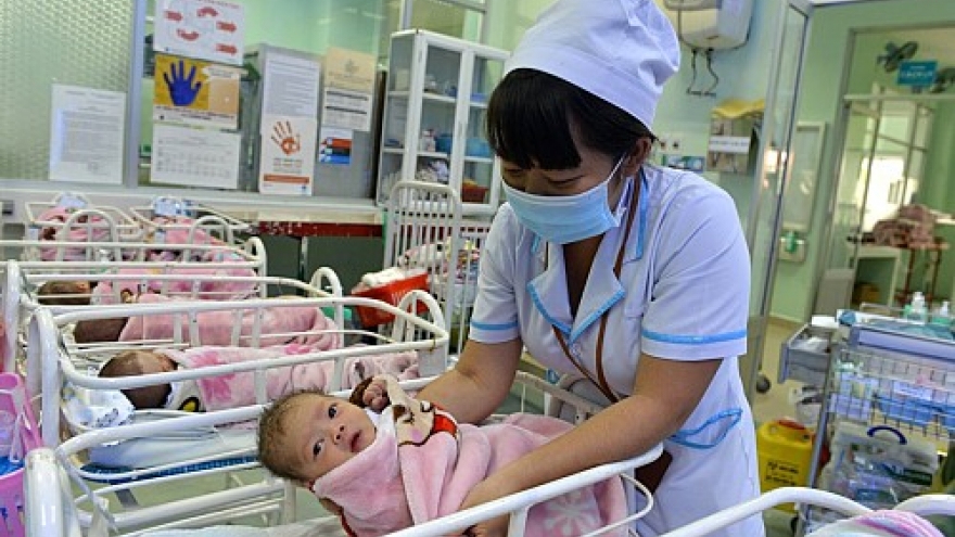 Vietnamese population ages, social issues on the horizon