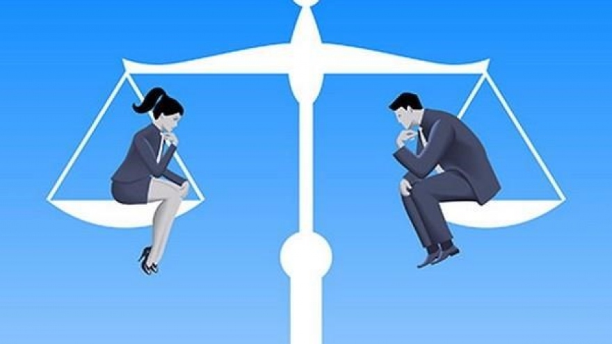 Seminar talks policies towards female employees