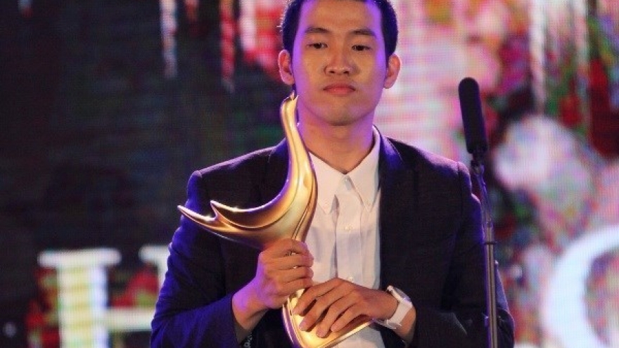 Songwriter Duc Hung scores hat-trick at Devotion Music Awards