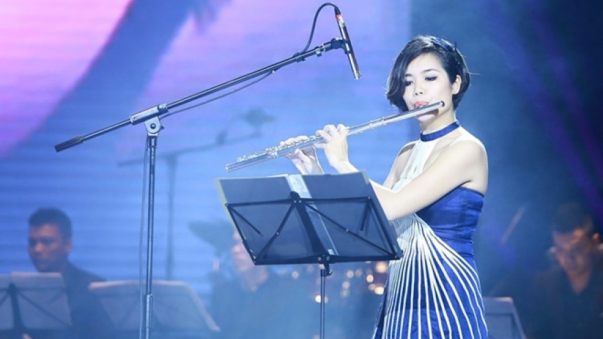 Talented flutist brings Vietnamese music to international concerts