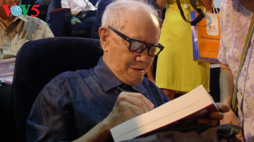 Culturist Huu Ngoc and his great passion for Hanoi culture