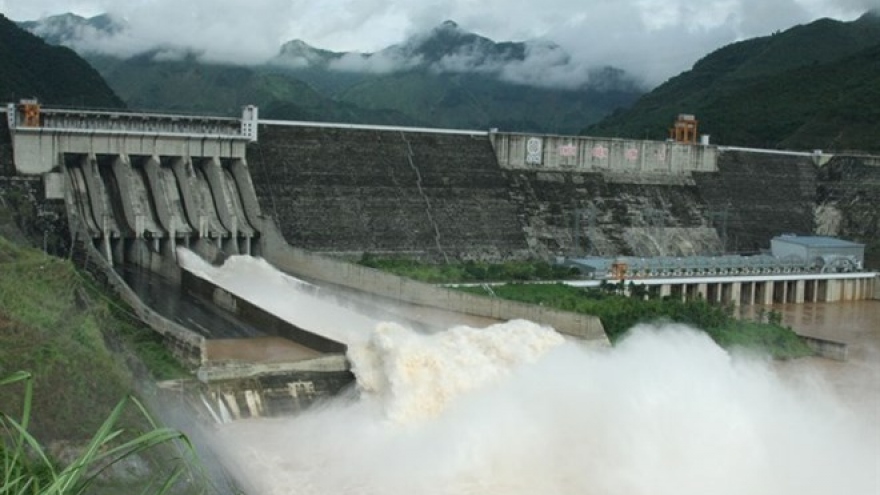 Plans to ensure safety of Hoa Binh, Son La hydroelectric reservoirs