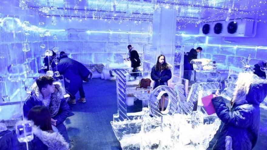 Ice cafe - ideal place to escape from severe heat