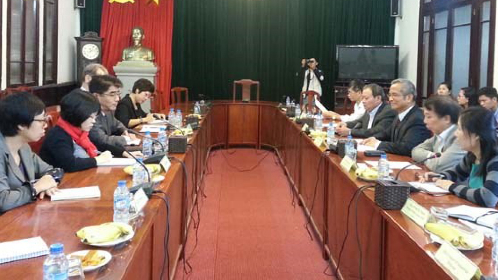 ILO supports Vietnamese trade unions
