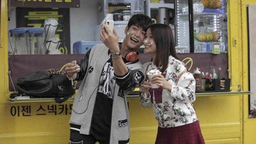  Korean film star to visit Vietnam