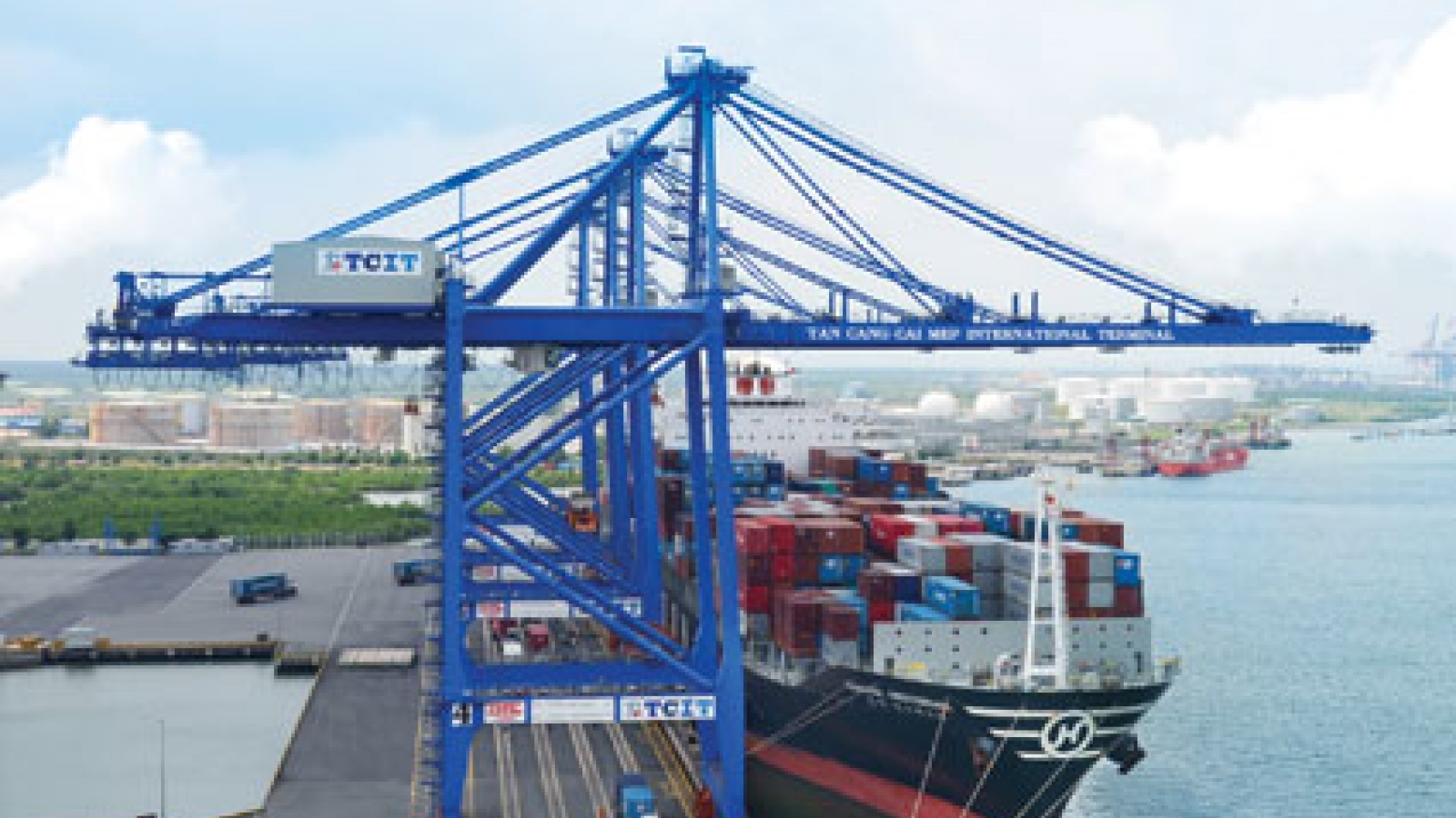 Ba Ria Vung Tau opens Cai Mep-Thi Vai international port