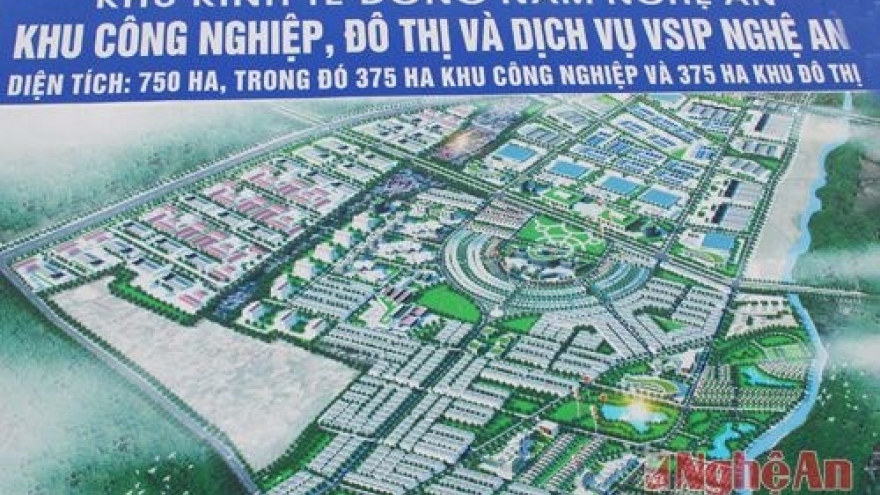 
        VSIP Nghe An invests US$6 mln in ready-built warehouse
                              