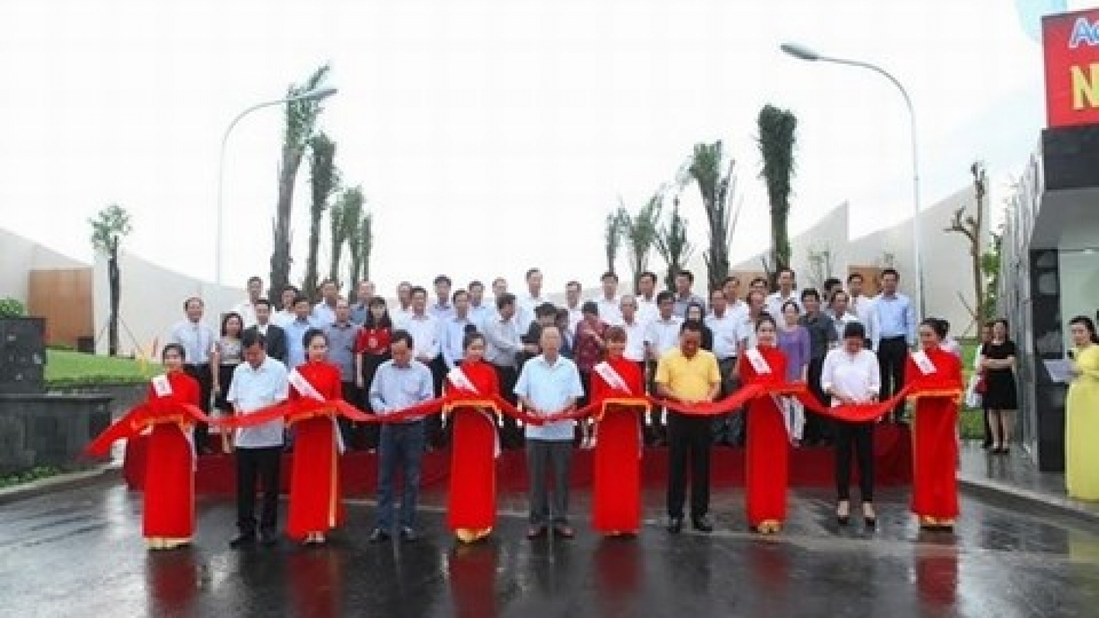Waste treatment project launched in Hau Giang