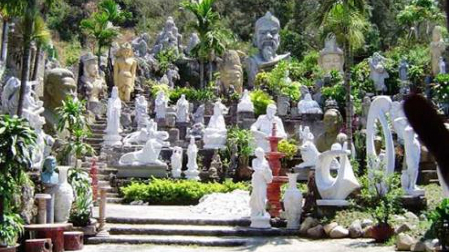 Non Nuoc village 