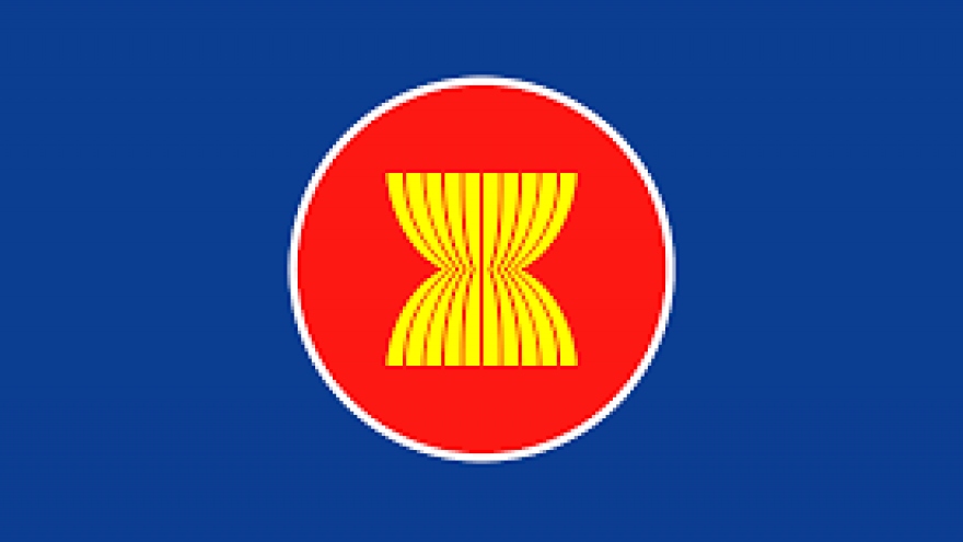Vietnam attends ASEAN meetings on connectivity