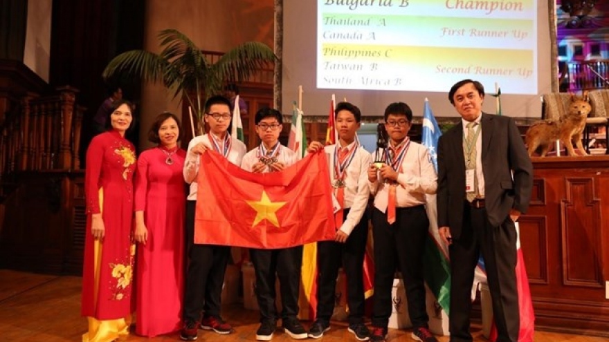 Vietnam enters top 5 at South African Int’l Mathematics Competition