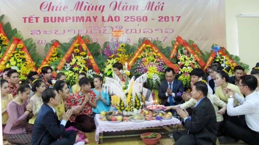 Lao students in Thai Nguyen celebrate traditional festival