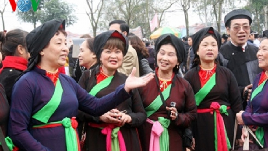 Boat performances help preserve Quan ho singing