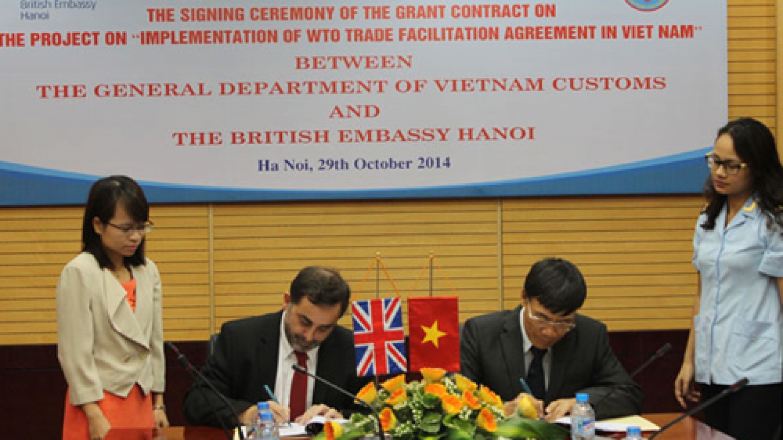Vietnam, UK sign WTO trade facilitation agreement