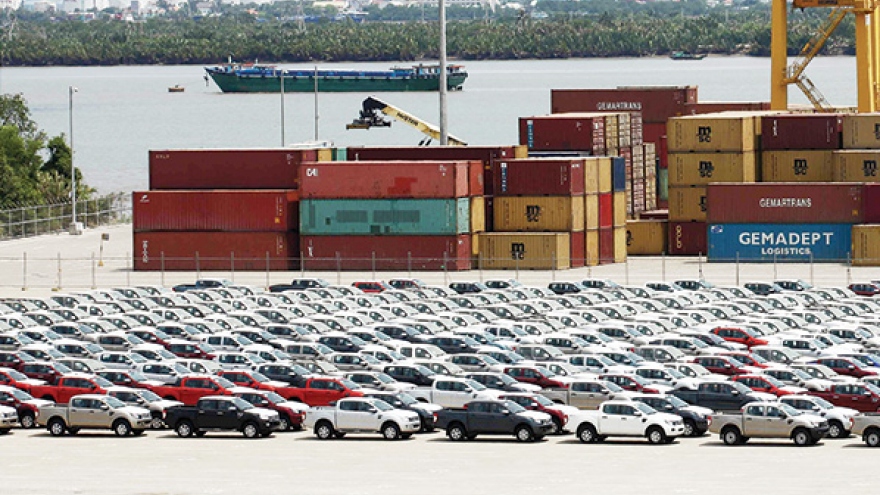 Vietnam imports more cars as tariff reduced