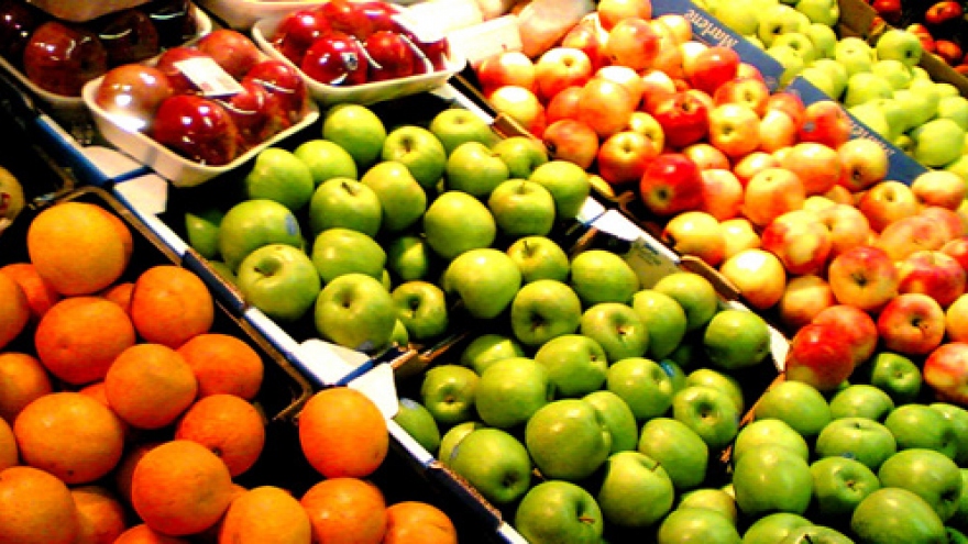 Fruit and vegetable imports up 40% in first half