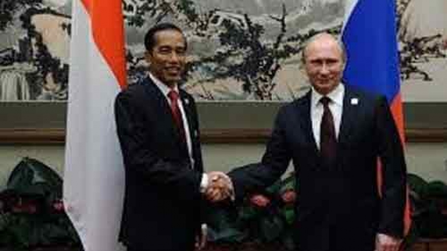 
        Russia, Indonesia sign defence cooperation agreement
                              