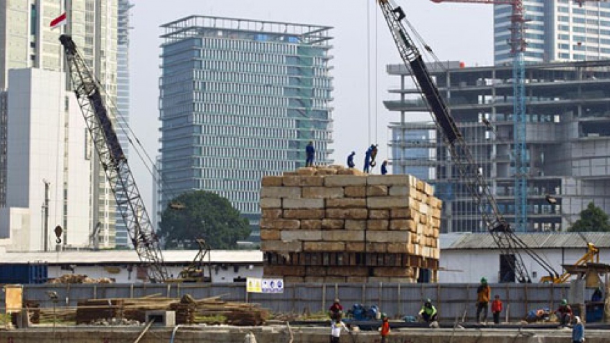 Indonesia aims for 6 percent growth in 2018