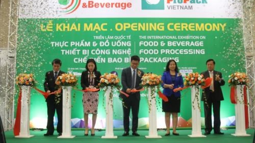 Int’l food, beverage expo underway in Hanoi