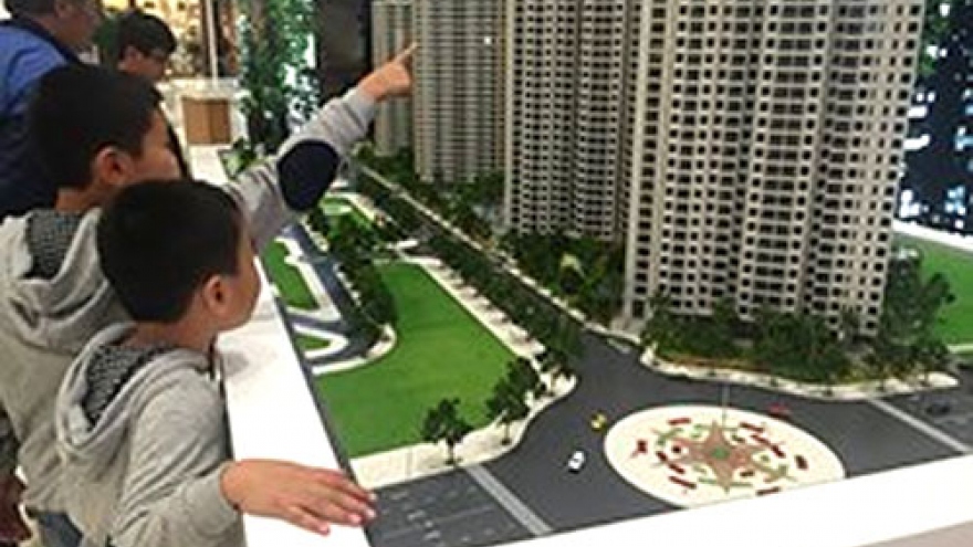 Hanoi finds investors for 43 projects