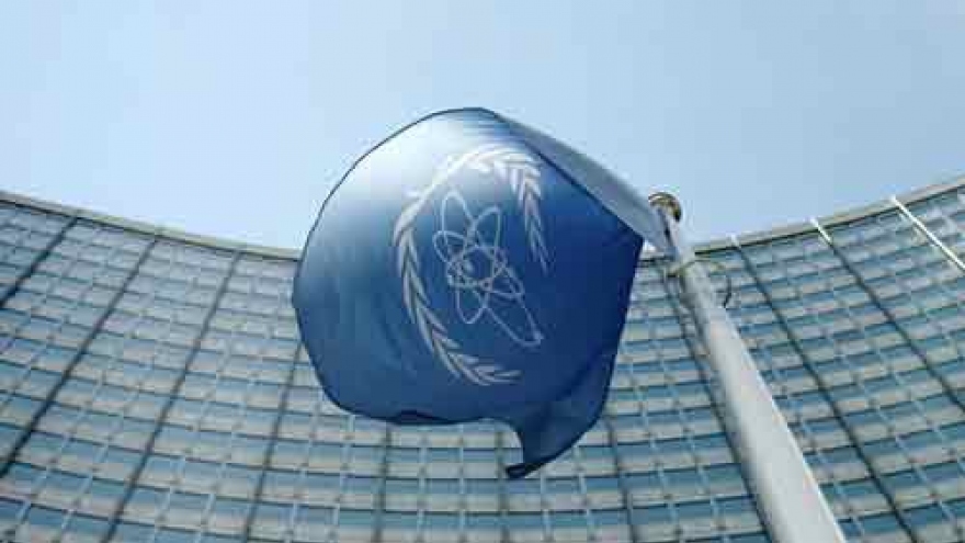 UN nuclear agency says Iran sticking to nuclear deal