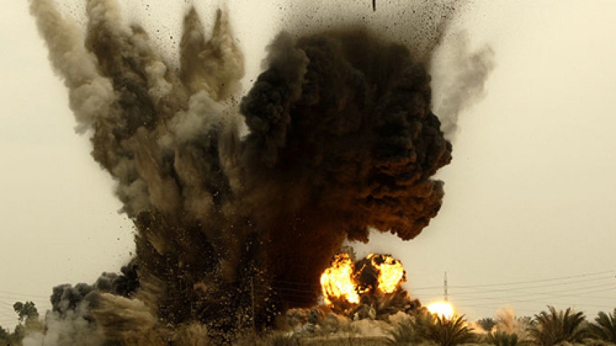 Iraqi PM orders easier access to Baghdad's Green Zone as protests surge