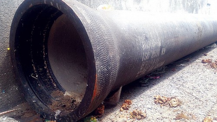Water supplier says Chinese pipes safe amidst health concern