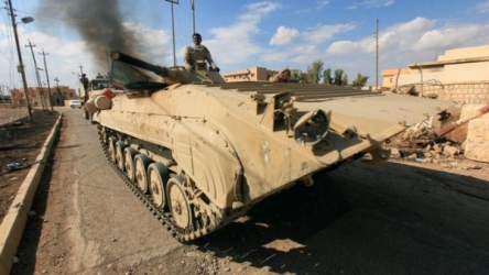 Iraqi forces advance on town where Islamic State accused of executions