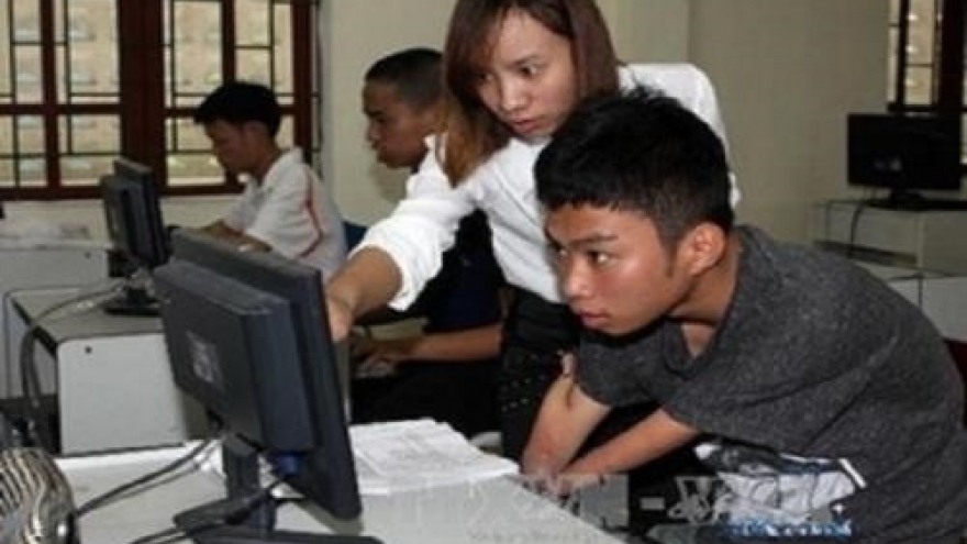 For disabled people, IT a great help in doing business