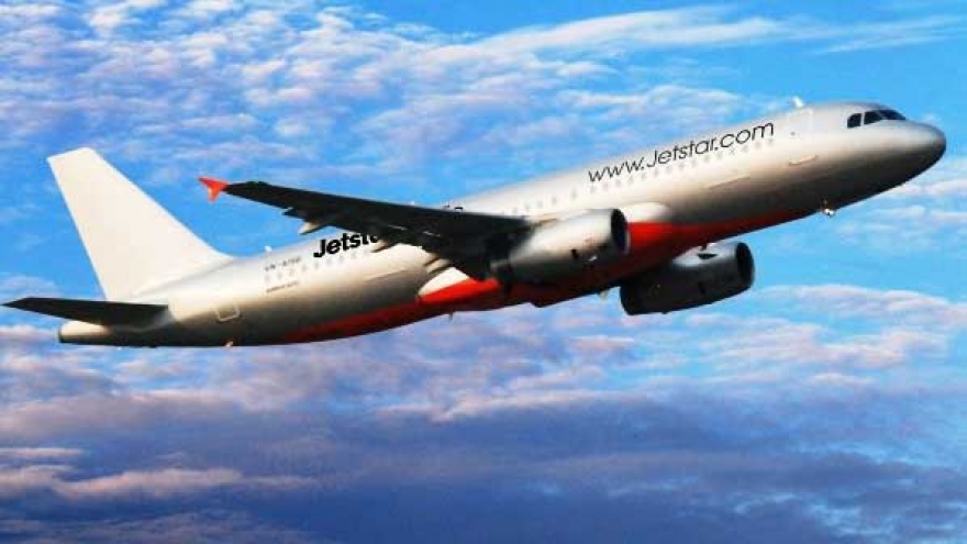 Jetstar Pacific receives first Airbus 320 with Sharklet wings