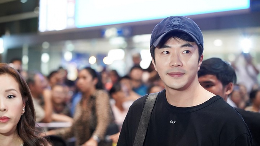 Korean movie star Kwon Sang Woo welcomed in Vietnam