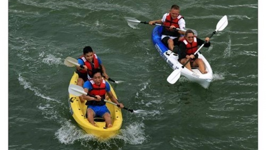 Race on Han River to celebrate National Day