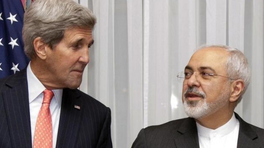 Kerry says US wants to renew ties with Sri Lanka