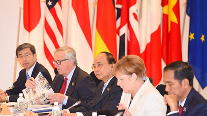 Prime Minister back to Hanoi following Japan visit
