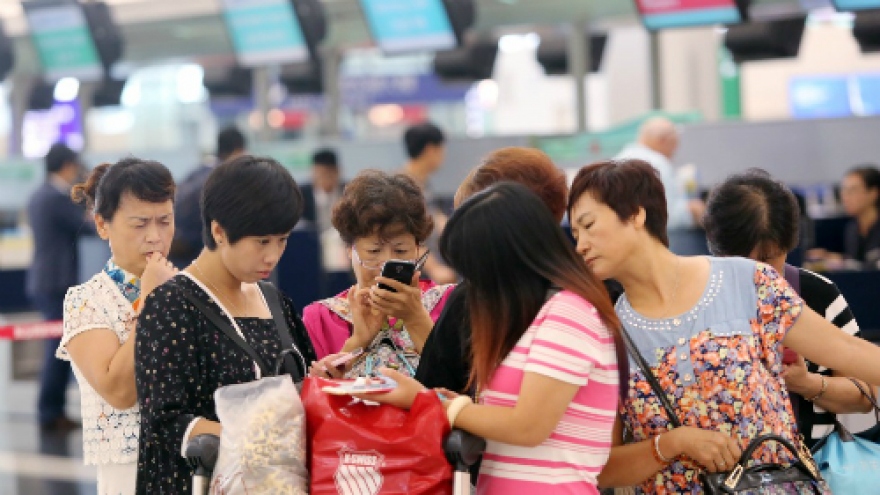 Chinese tourists top list of foreign visitors to Vietnam