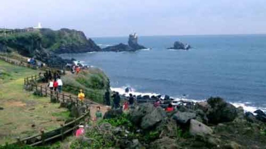 Five missing Vietnamese tourists found in Jeju