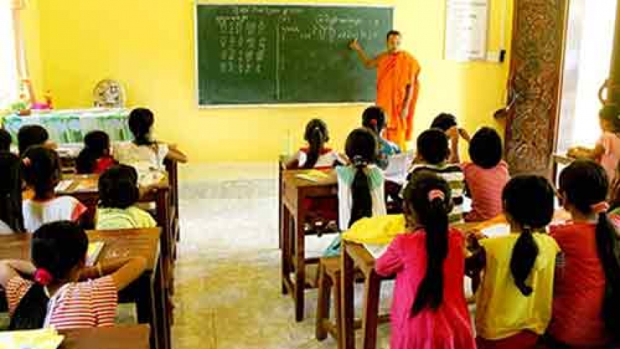 Kien Giang encourages Khmer teaching to ethnic children