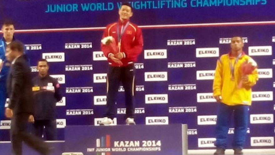 Thach Kim Tuan beats world records in Kazan