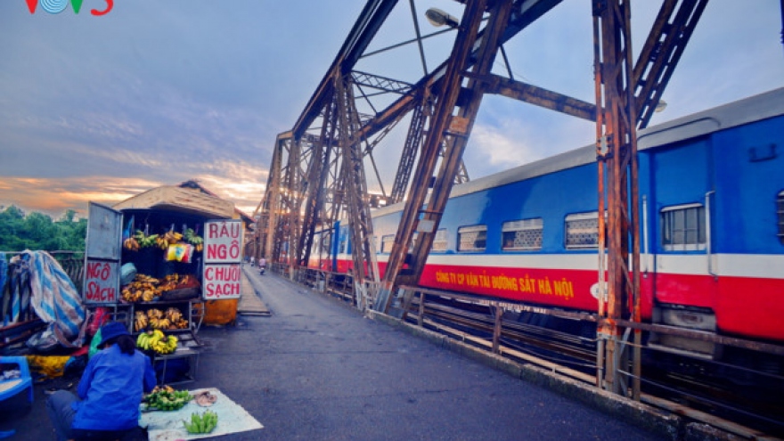 Long Bien bridge – an icon of Hanoi