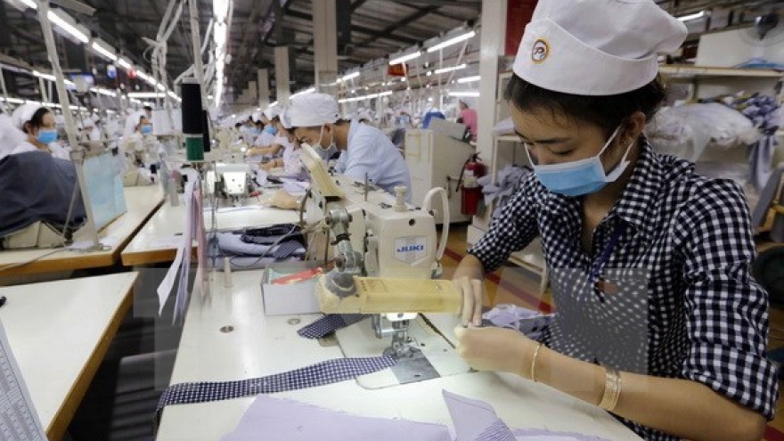 Nearly 102,000 labourers register in August