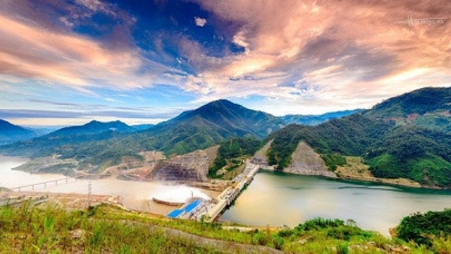 Lai Chau hydropower plant becomes an attraction in northwest