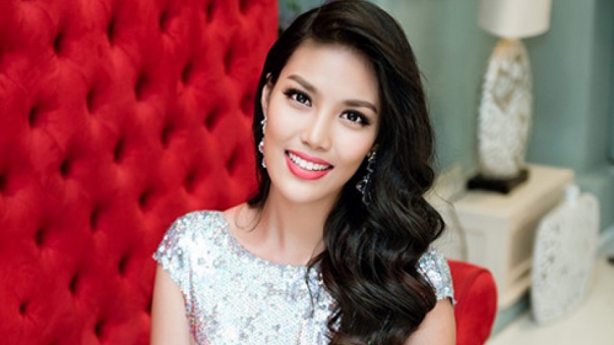 Vietnam beauty wins evening gown design prize at Miss World