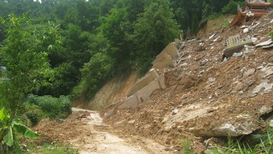 
        Localities brace for storm Bebinca
                              