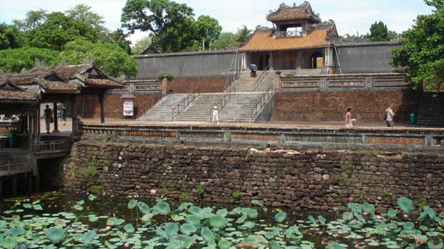 Poland helps preserve Hue’s King Tu Duc tomb