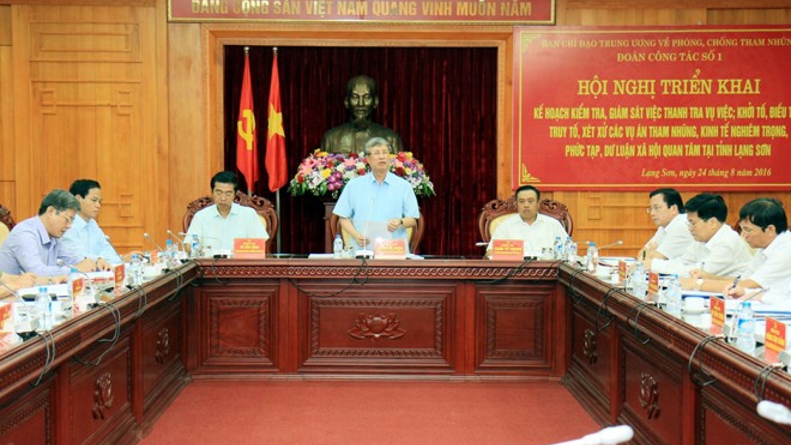 Anti-corruption activities in Lang Son province examined