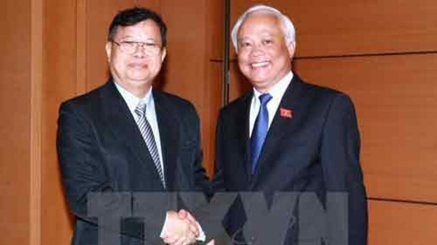 Vietnam, Laos National Assemblies look to push ties