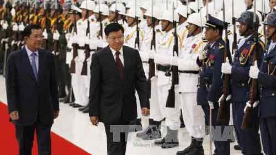 Lao Prime Minister visits Cambodia