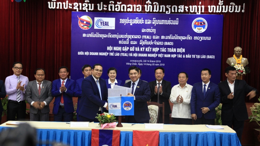 Vietnamese, Lao businesses seek to boost alliance