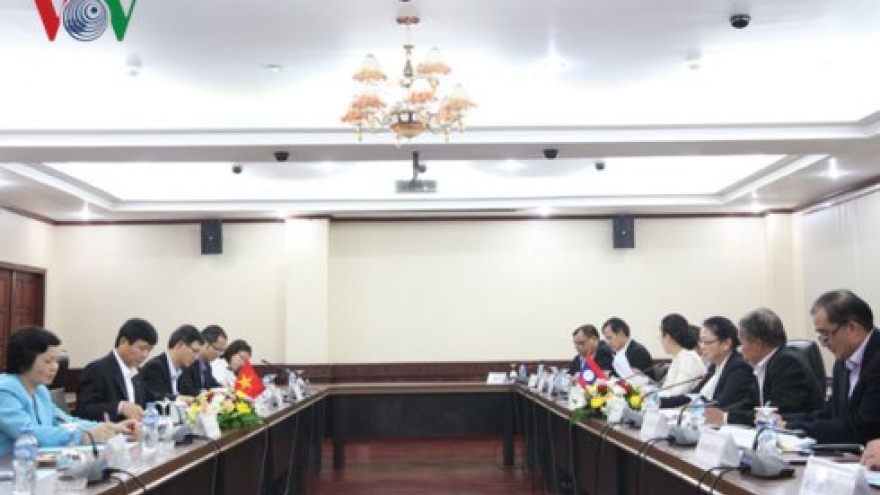 Vietnam, Laos hold second political consultation